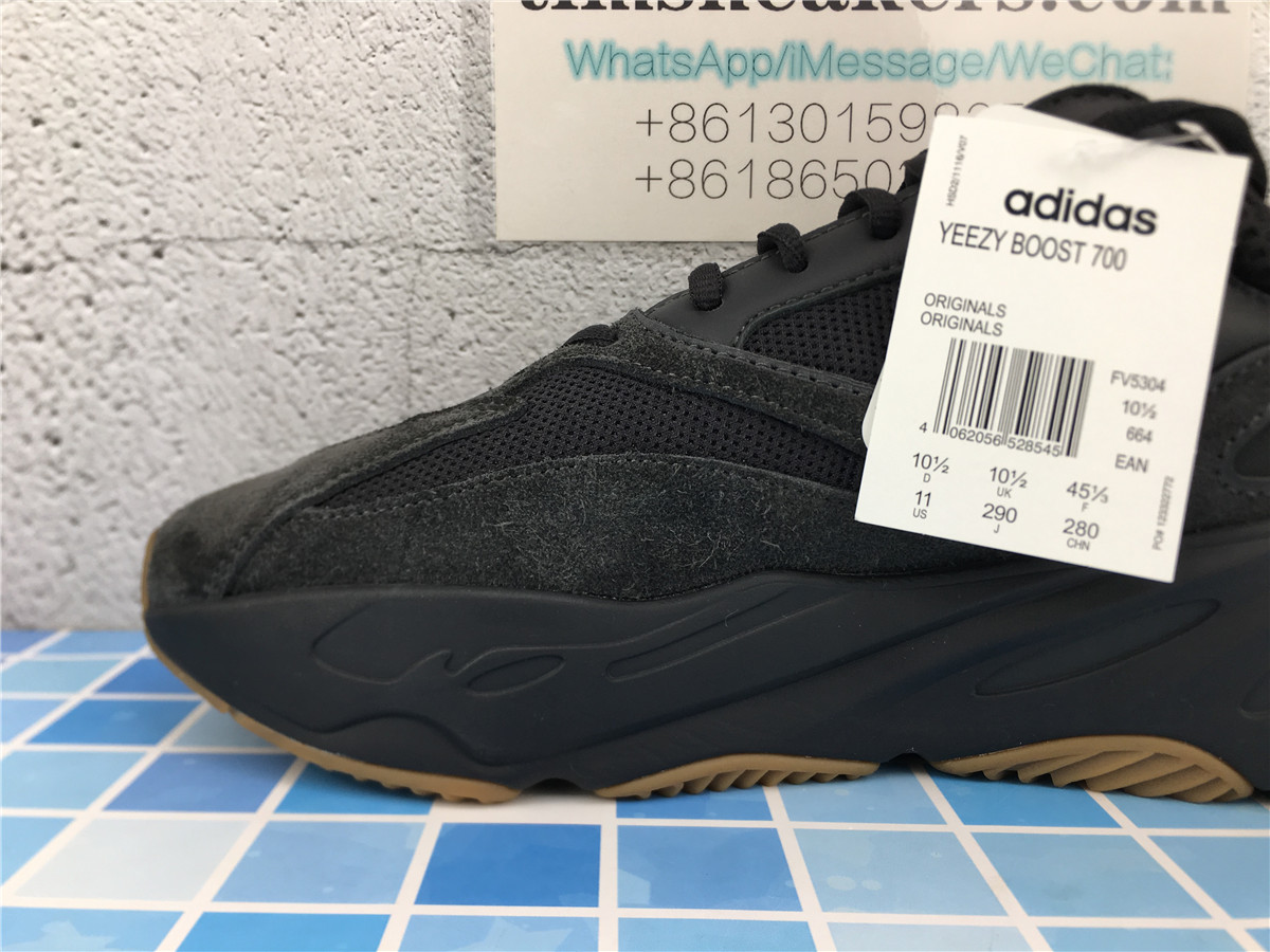 Yeezy Boost 700 Utility Black FV5304